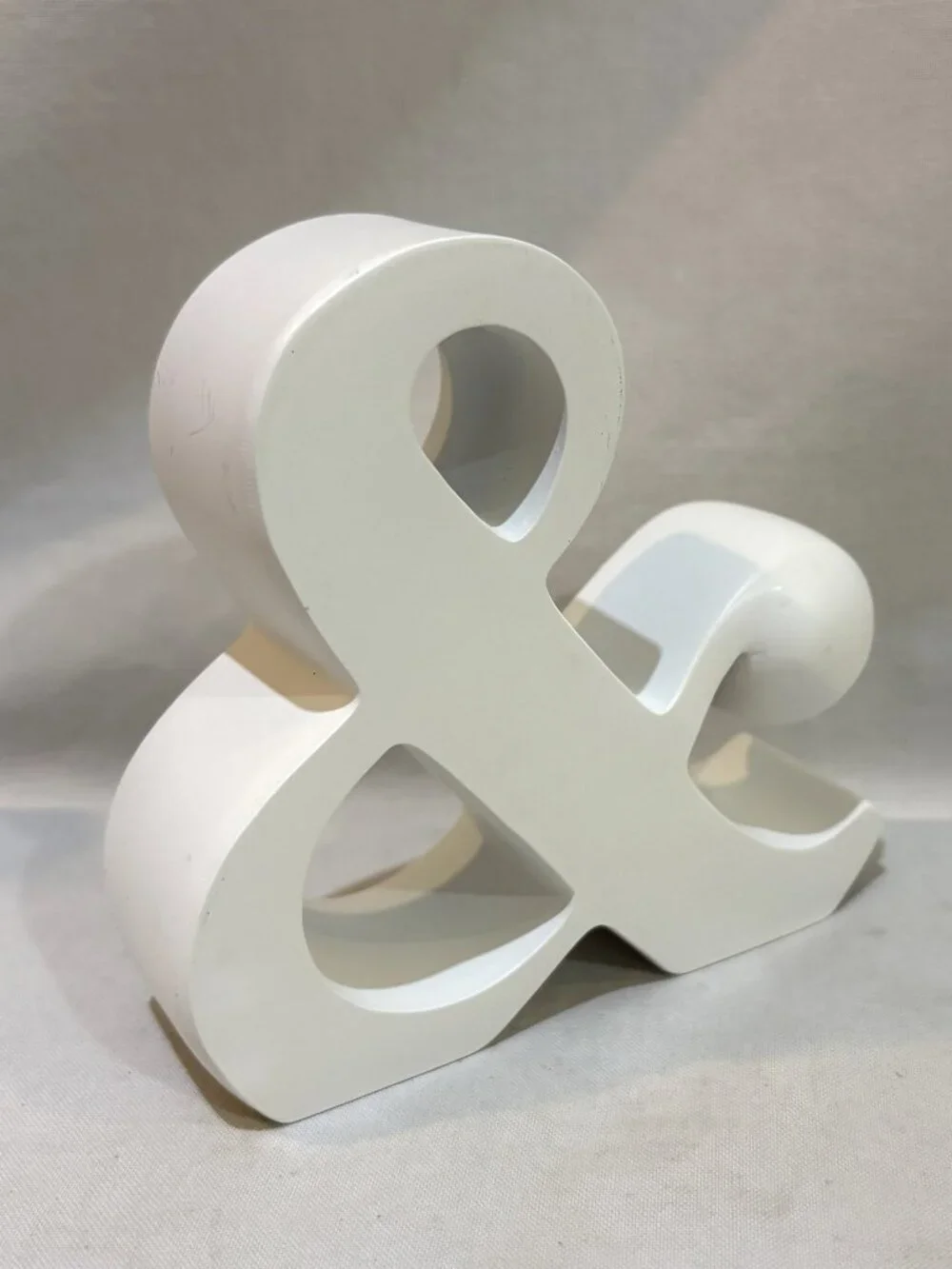 Jonathan Adler Ampersand Resin Sign Paperweight Desktop Decor Shelf Decor